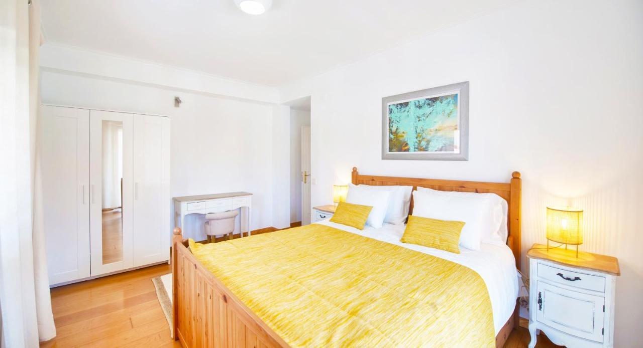 Happy Holiday Cascais - Parede Apartment Exterior photo