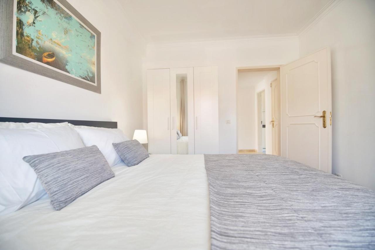 Happy Holiday Cascais - Parede Apartment Exterior photo