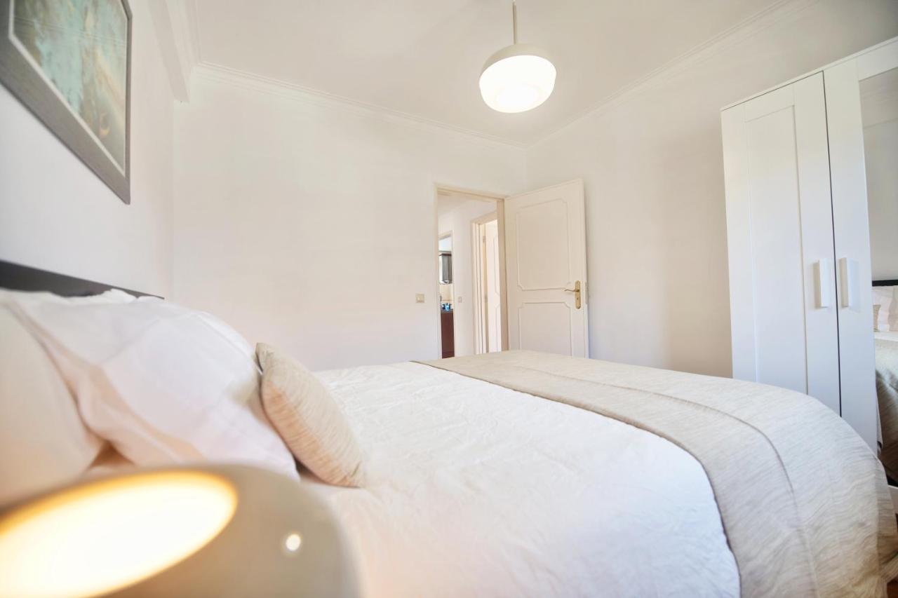 Happy Holiday Cascais - Parede Apartment Exterior photo